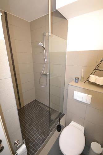 Madame Tower - image 12