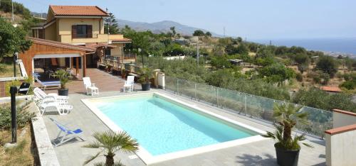  Villa Gemma di Mare in Santa Teresa di Riva