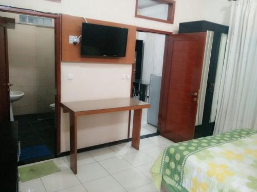 De Hill Villa – Bandung, KY