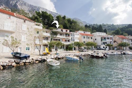  Apartments Borislav in Drašnice