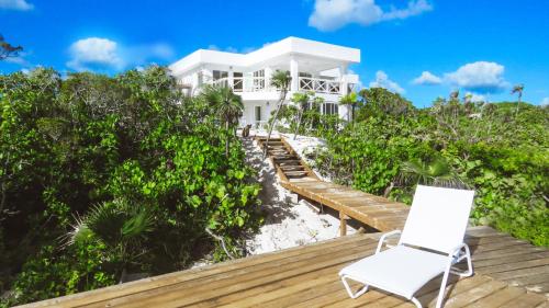 . White Ocean Coral – Private Beach Resort