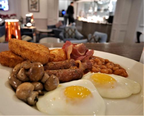 Novotel London Stansted Airport - image 3