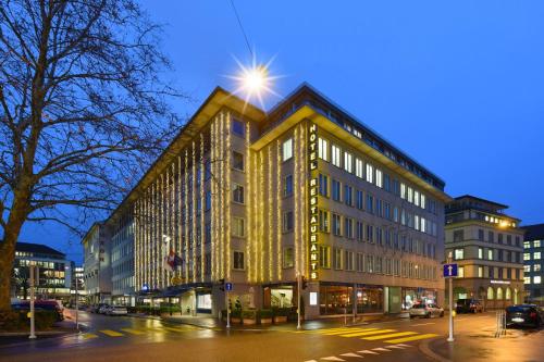 Entrance, Hotel Glaernischhof near Lake Zurich, Eastern Bank