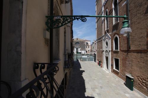 Ca' San Giorgio B&B - image 2