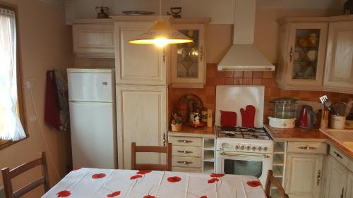 Konyha, Maison Vinzier in Talloires