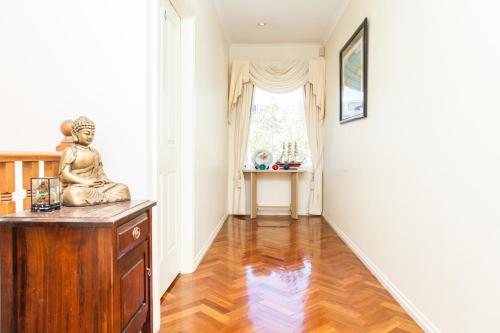 المنظر الخارجي, Abbotsford Private Rooms & Pods - 15 Charles Homestay in أبوتسفورد