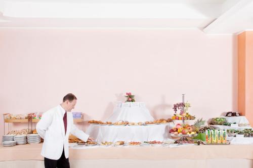 Hotel Meridiano - main image