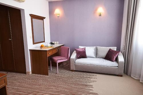 Hotel Lion Sofia - image 14