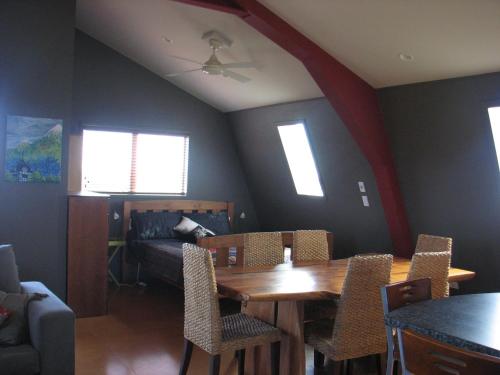 Barberry Hill in Mount Taranaki