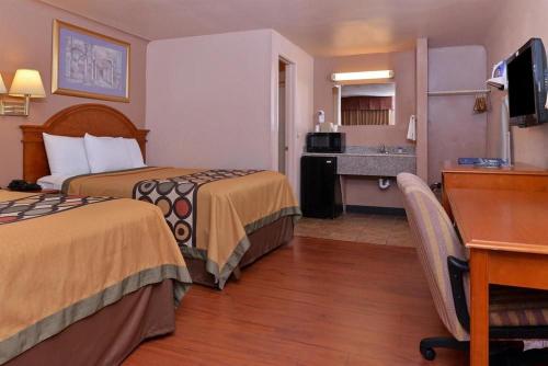 Americas Best Value Inn Eugene - image 4