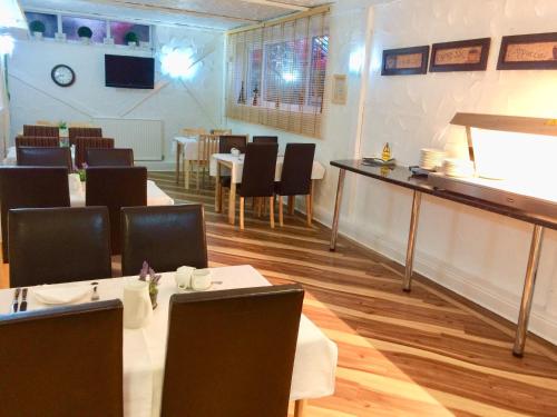 The Fylde International Guest House - image 5