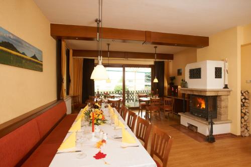 Gasthaus & Pension Zirkelstein – Reinhardtsdorf-Schöna, MA