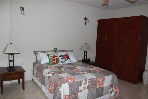 Guestroom, Casa Vista in Marigot Bay