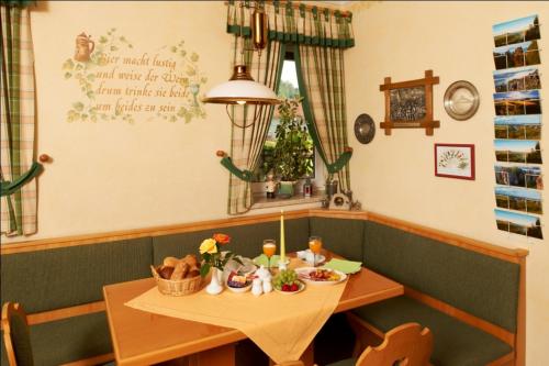 Gasthaus & Pension Zirkelstein – Reinhardtsdorf-Schöna, MA