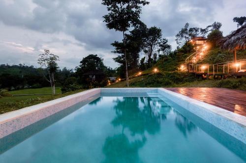 Peldbaseins, Guacimo Lodge in El Kastillo De La Konsepsjona