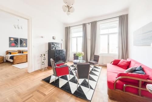 

Oasis Apartments - Modern Bauhaus