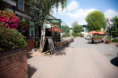 The Alexander Pope Hotel - image 9