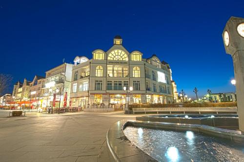 Strandschloss Binz - Penthouse "Royal Beach" mit Sauna, Kamin, Terrasse, Meerblick