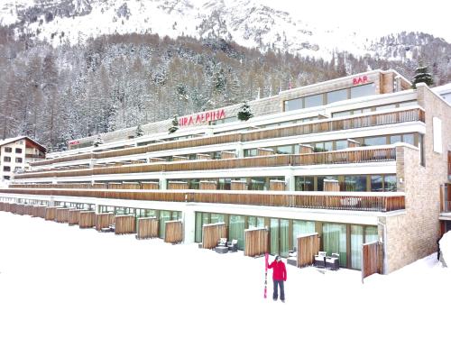 Nira Alpina - image 12