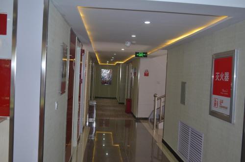 . Thank Inn Chain Hotel Gansu Zhangye Zhonggu Tower