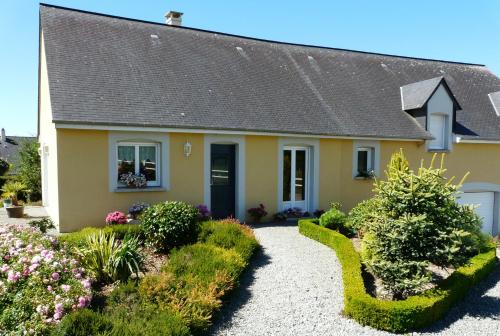 Chambre d'hôtes Le Pot au Lait - Chambre d'hôtes - Villaines-la-Juhel