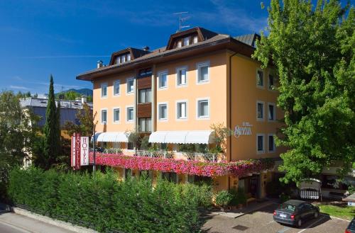 Hotel Isabella - main image