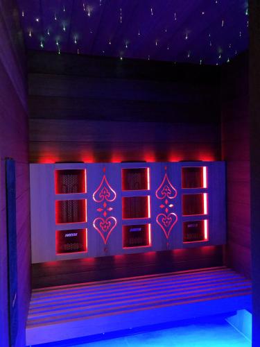 Grand Stasinda Bal Sylwestrowy Animacje Własny Stok Dwa Posiłki Bogaty Bufet Baseny Kręgielnia Grota Sauny Squash Siłownia Place Zabaw Widoki 1000mnpm obrázok