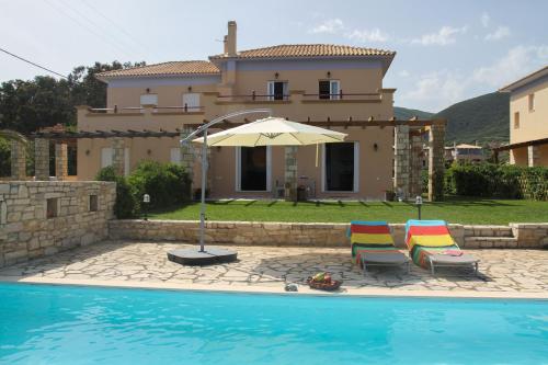 Beach Front Villa with Private Pool gîte à louer Tolaíika