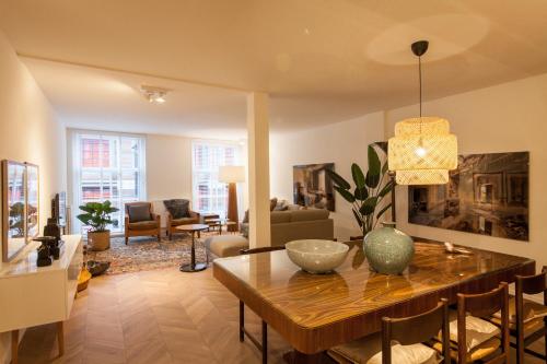 348 Suites Short-Stay