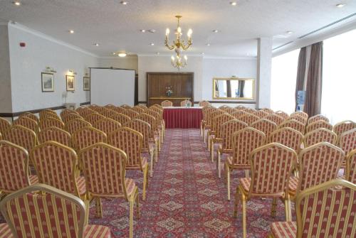 Coventry Hill Hotel - image 12