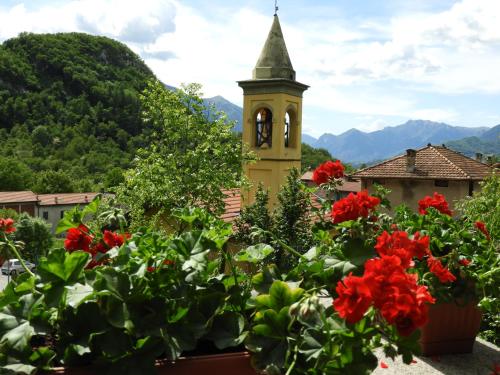  Lake Como 2p Apt Mountain View, Pension in Perledo