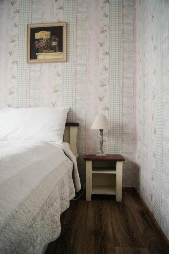 2 twin beds