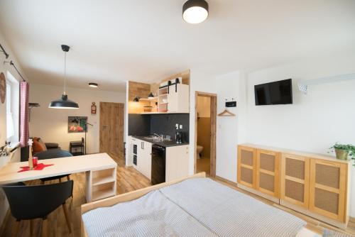 Apartmány Lea - image 13