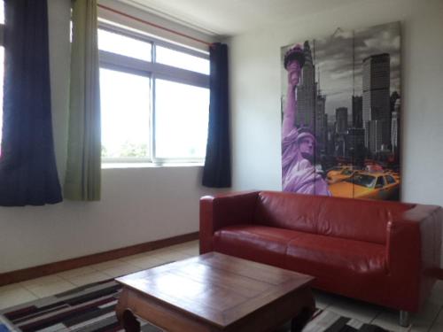 

Tutehau Suite