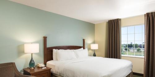 Staybridge Suites Sacramento-Folsom, an IHG Hotel