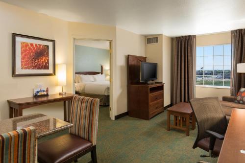 Staybridge Suites Sacramento-Folsom, an IHG Hotel