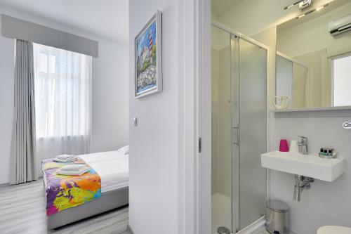 Boutique Hostel Joyce - image 7
