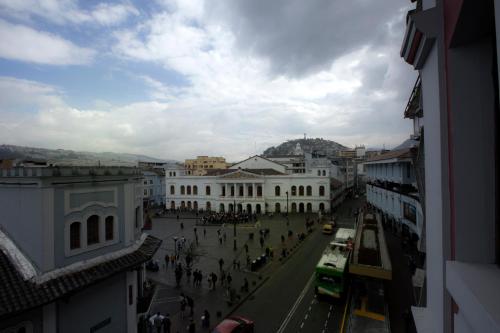 Hotel Plaza del Teatro - image 2