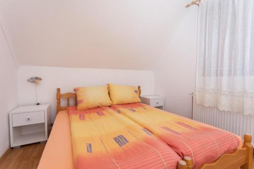 Basic Triple Room