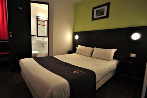 Enzo Hotels Room Type - 1 Double Bed