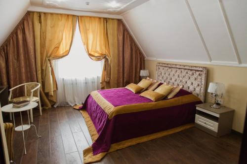 Alekses Hotel