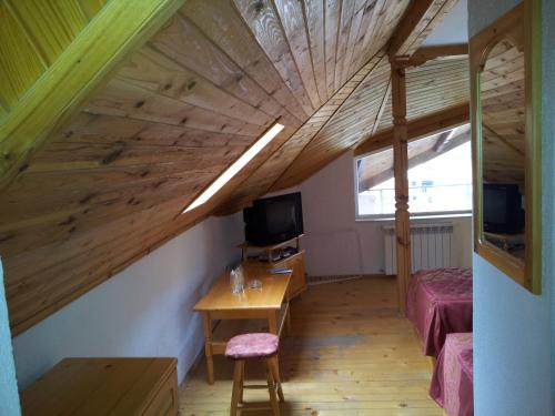 Pandea Guest House - image 6