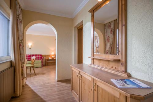 Hotel-Pension Rotspitz - image 3