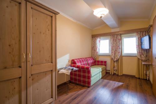 Hotel-Pension Rotspitz - image 14