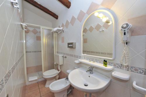 Hotel L'Esagono - image 2