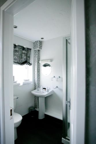124365113 Stirk House Hotel