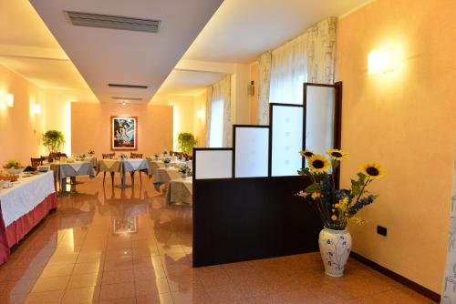 Shared lounge/TV area, Locanda Corte Girlanda in Bassone