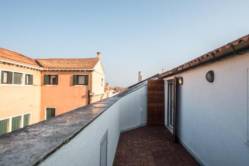 Savoia & Jolanda Apartments 2 - image 6