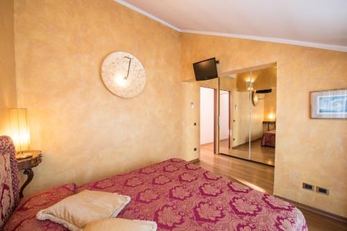 Savoia & Jolanda Apartments 2 - image 4