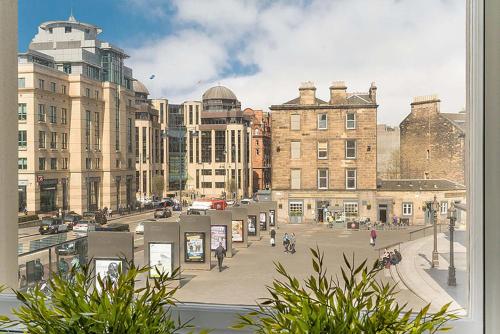

Lothian Road Apartment